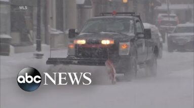 Massive winter storm blasts the Midwest